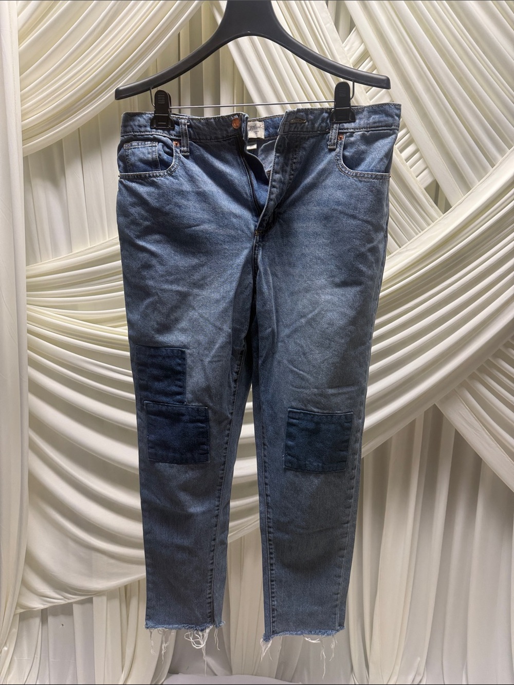 Universal Thread - Women's High-Rise Boyfriend Jeans